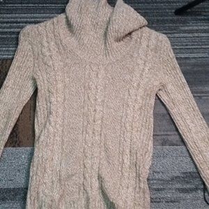 Tan Knit sweater SIZE MEDIUM